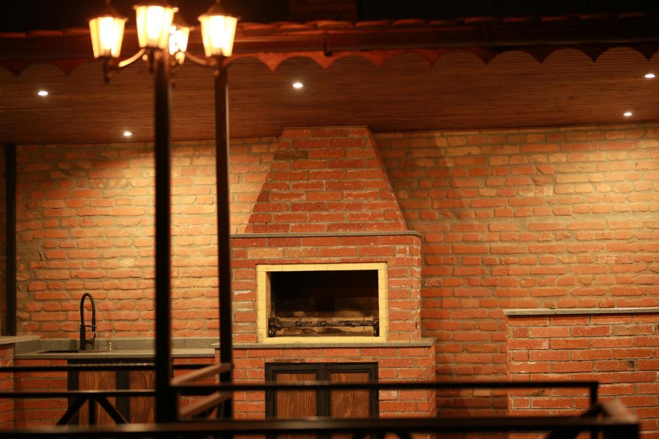 Apart Hotel Avlabari Yard Tbilisi Ngoại thất bức ảnh