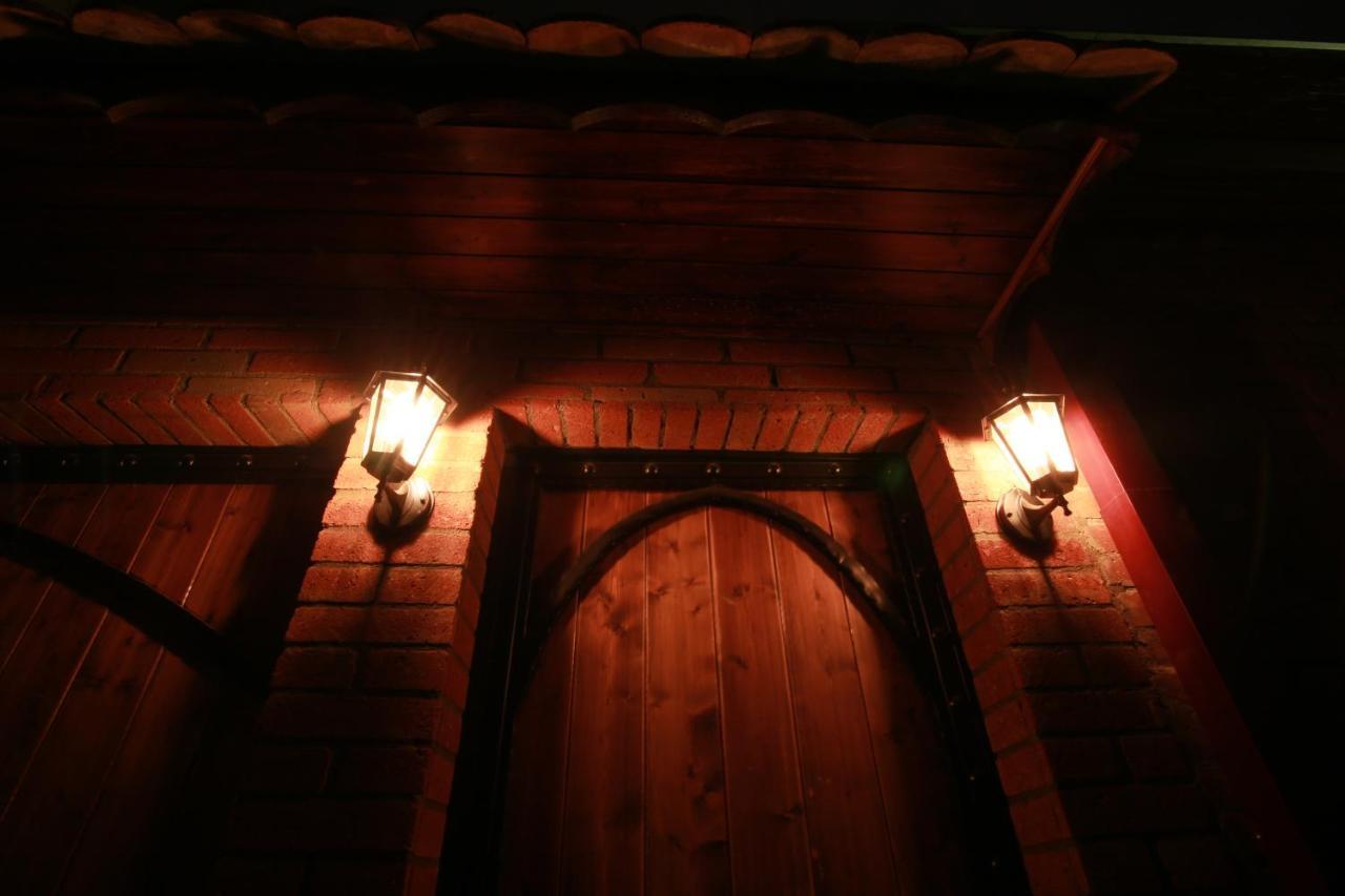 Apart Hotel Avlabari Yard Tbilisi Ngoại thất bức ảnh