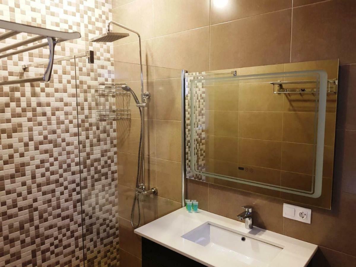 Apart Hotel Avlabari Yard Tbilisi Ngoại thất bức ảnh