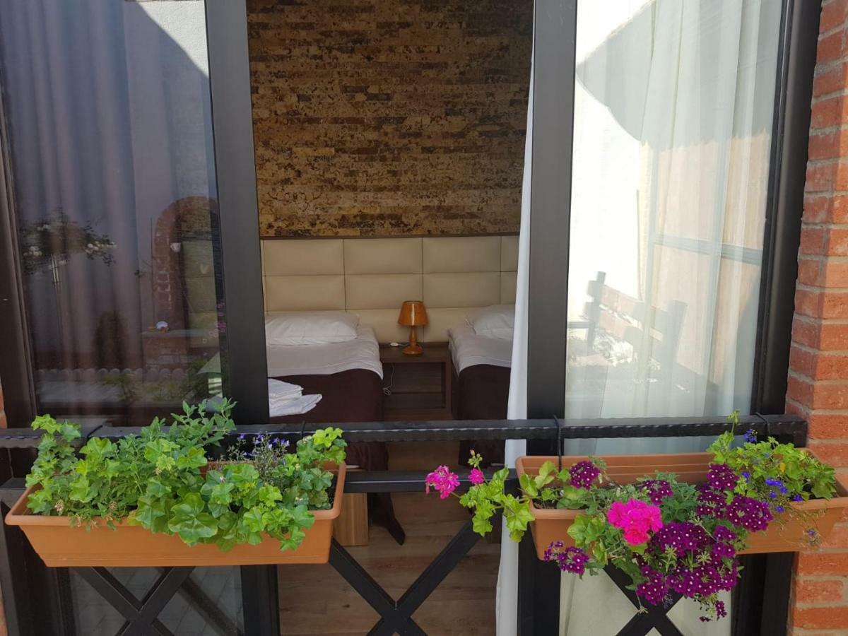 Apart Hotel Avlabari Yard Tbilisi Ngoại thất bức ảnh
