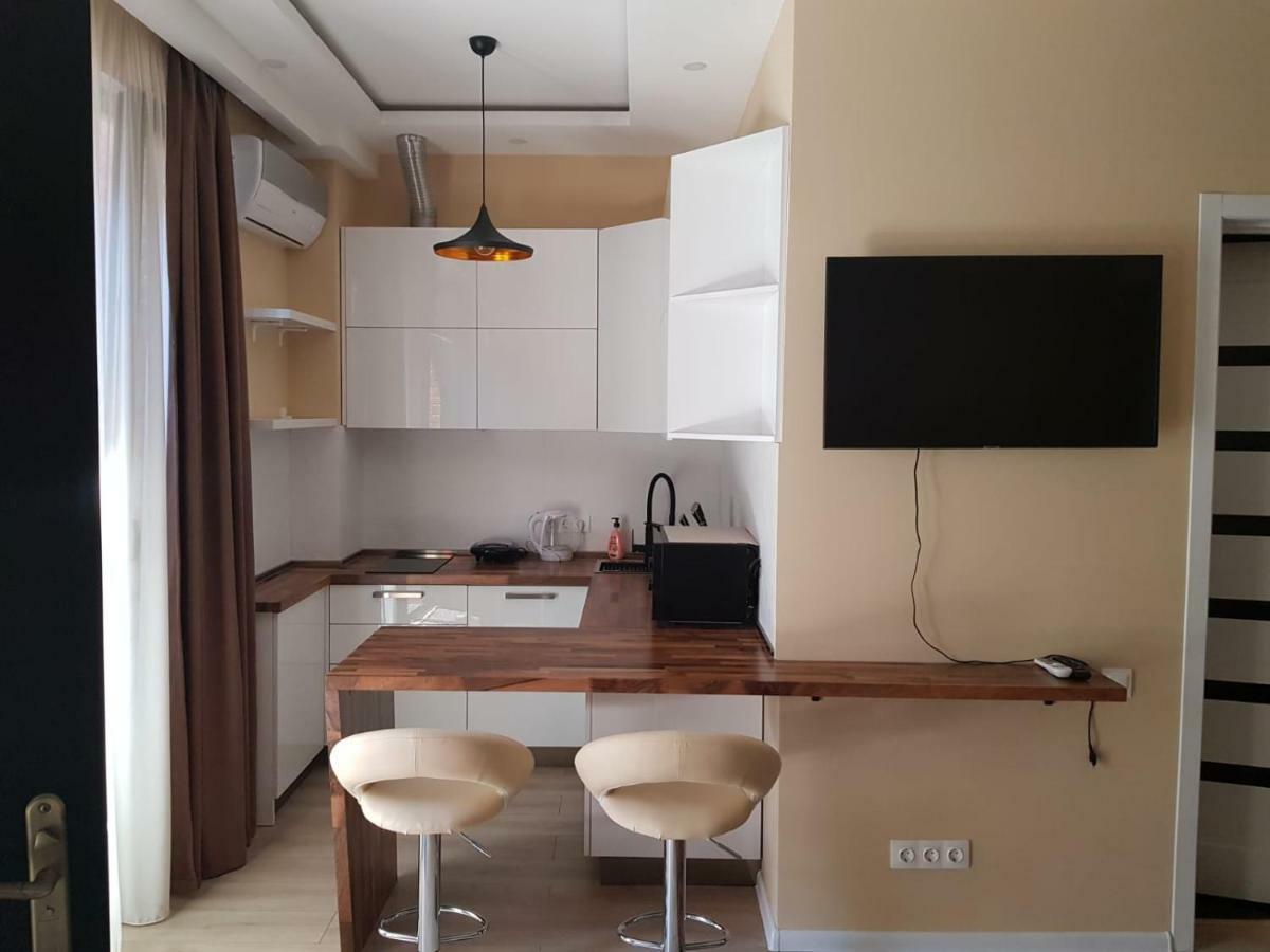 Apart Hotel Avlabari Yard Tbilisi Ngoại thất bức ảnh