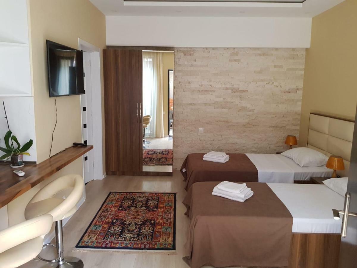 Apart Hotel Avlabari Yard Tbilisi Ngoại thất bức ảnh